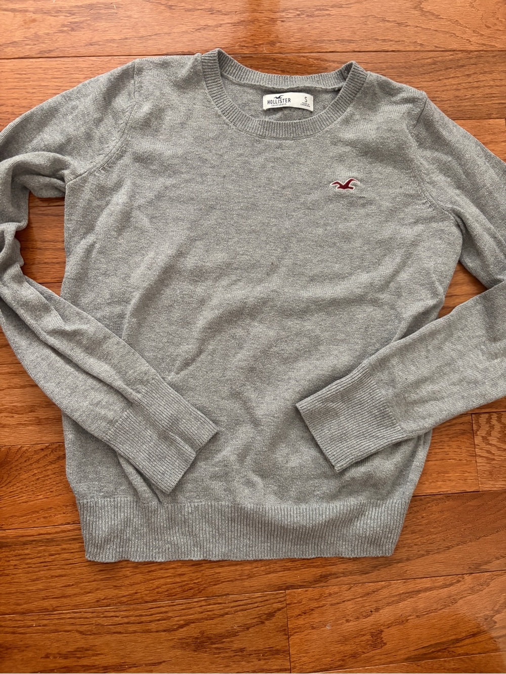 Hollister Crewneck